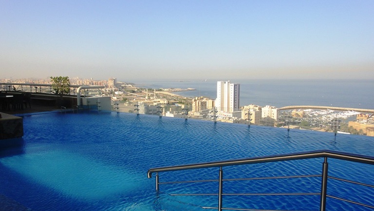 rooftop infinity pool new york