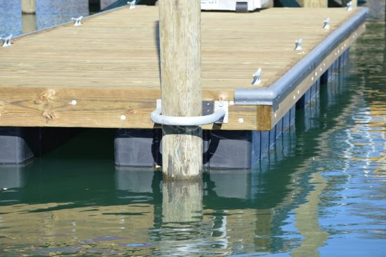 floating dock construction