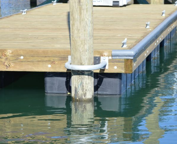 floating dock construction