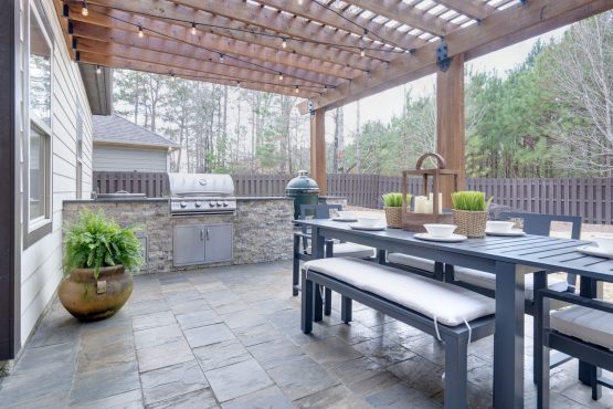 outdoor kitchen electrical outlet