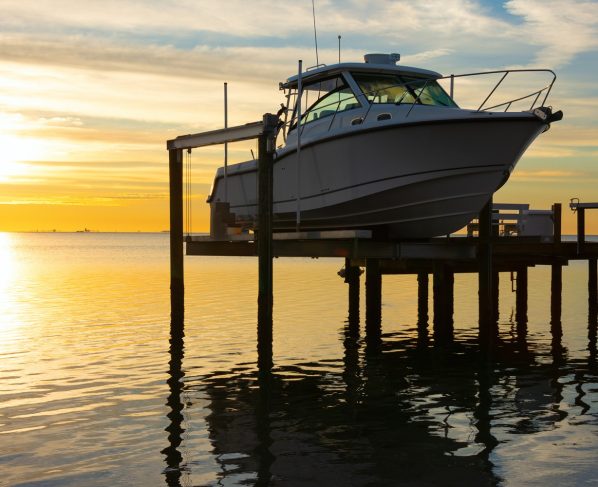 how much does a boat lift cost